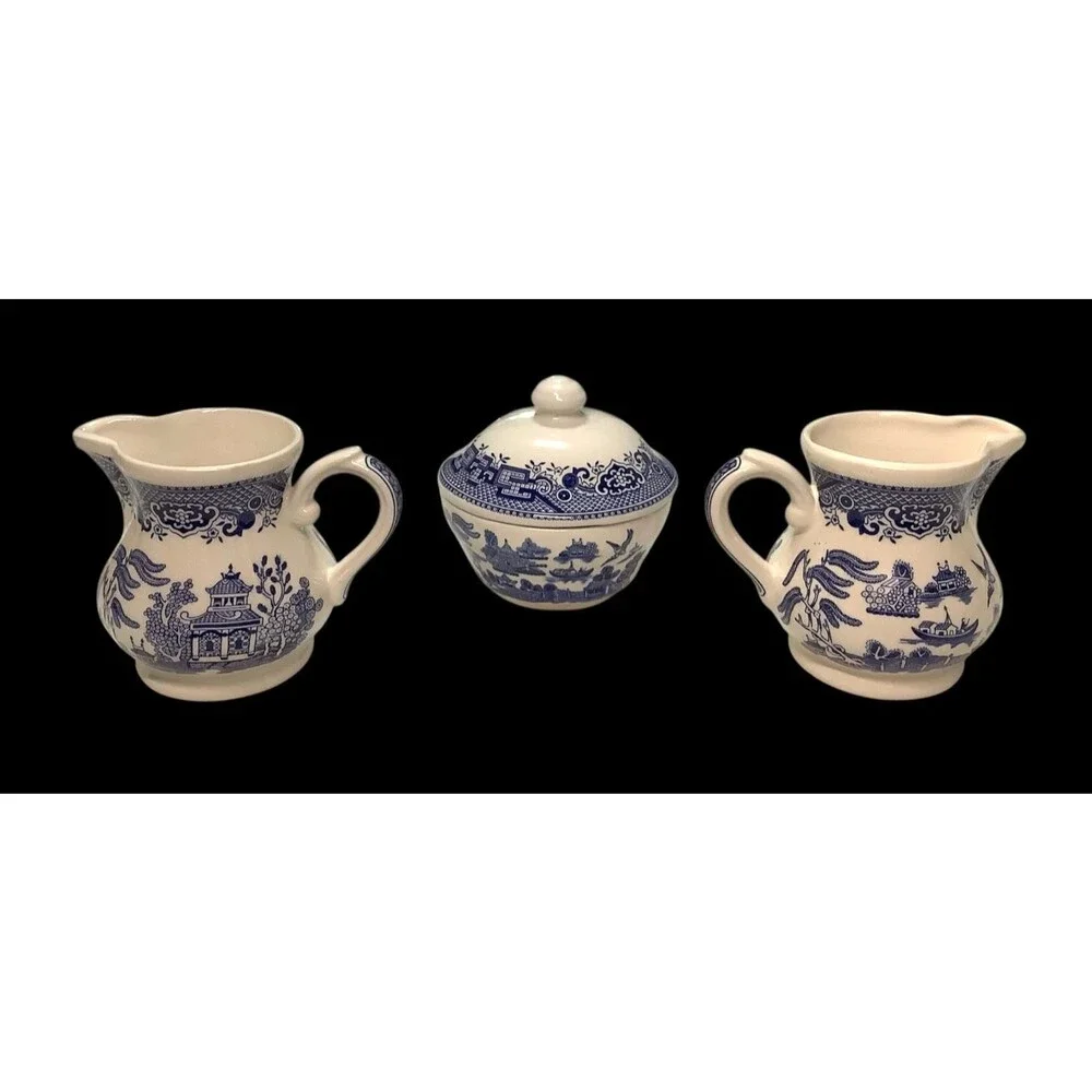 Vintage CHURCHILL Blue Willow Creamers & Sugar Bowl Staffordshire England READ